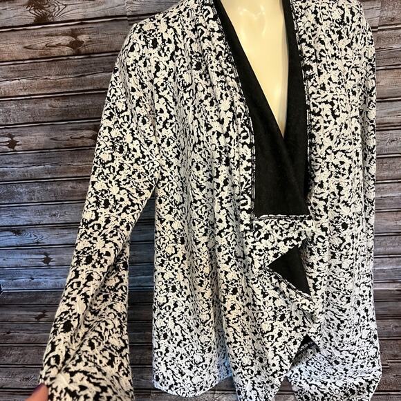 KUT from the Kloth Sweater wrap XS X small - Picture 3 of 6